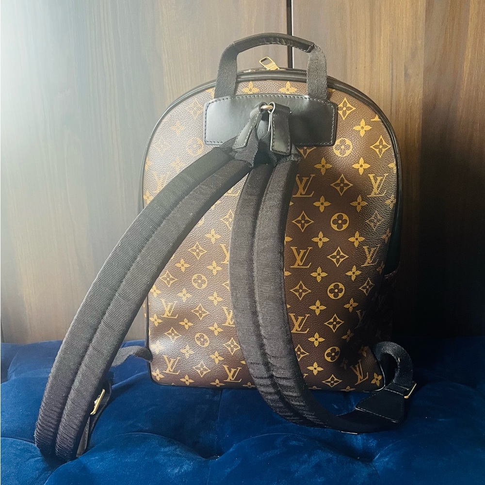 Luxury Brown Monogram Backpack - Picture 4 of 8